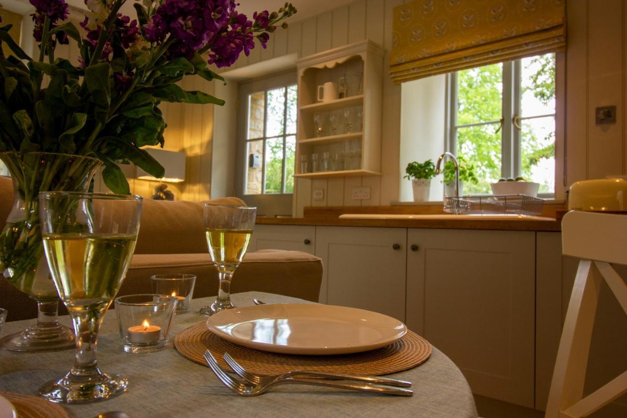 The Potting Shed, 5* Luxury Escape 赛伦塞斯特 外观 照片